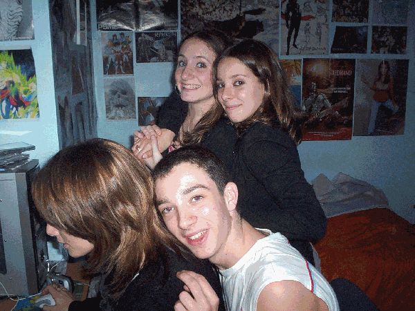 Anniv Surpriz